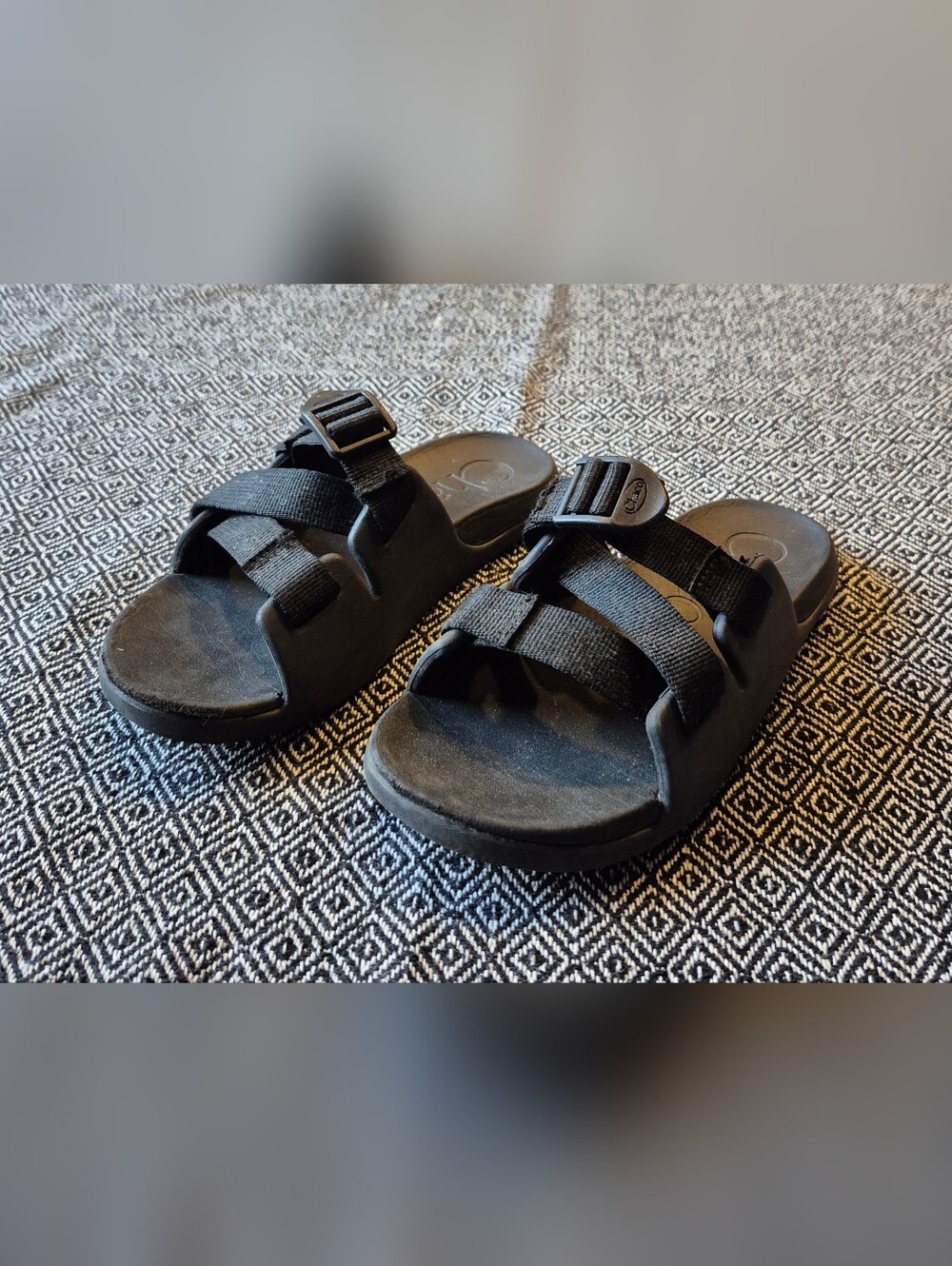 Chaco Chillos Slide Sandals Size 2 Kids/Juniors